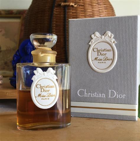 miss dior perfume old version|christian dior 1947 perfume miss.